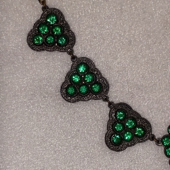Emerald Green Rhinestone Filigree Vintage Necklace Christmas Party - Picture 10 of 16